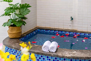 【住海景2室1厅】中山敏捷温泉海岸-汉普敦度假公寓住1晚+2人霖海泉舍温泉单次门票