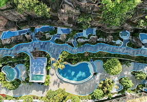 【2人无限次汤泉】清泉湾爱琴海酒店住1晚1+2人无限次汤泉+2人自助早餐