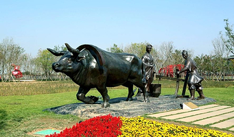 昆明池·七夕公园+高家大院+回民街+西安千古情一日游【畅游自然风光休闲漫步体验大唐文化】