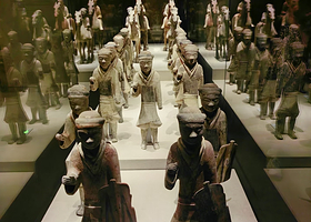 一日游【免预约-9人明星 私家团丨3小时大咖精讲+陕西历史博物馆门票一日游】