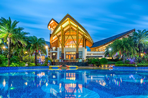 【酒店套餐】英德宝墩湖湖山温泉度假村2天1晚+自助早餐+无限次温泉+威尼斯泳道+亲亲鱼疗+干湿蒸+石板床