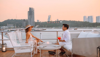 泰国芭堤雅 海洋天空邮轮晚宴1.5小时体验【人妖风情秀×猛男火力全开×海鲜晚宴】