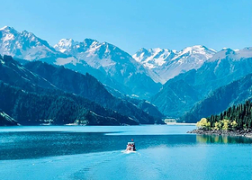 天山天池+新疆大剧院《千回西域》一日游