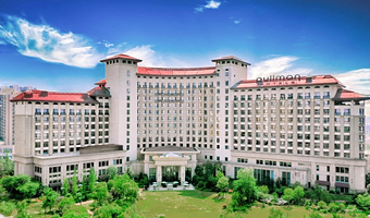 【酒店套餐】周末不加价★爆品热卖★南昌融创铂尔曼酒店住宿1晚（含早）+融创乐园/海世界（景点门票二选一）