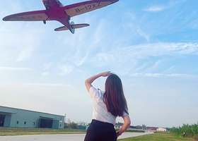 佛山艾美拉飞行俱乐部【专业机长一带一固定翼飞行体验+真实飞机驾驶】