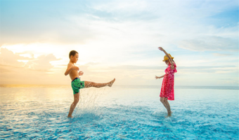 【私家团】惠州双月湾海龟湾+巽寮湾磨子石公园+乌斯怀亚沙滩+玫瑰礼堂一天游，深度打卡一次游两湾，惠州近距离出发