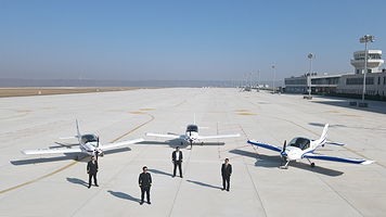 陕西西安跃龙航空蓝田机场固定翼体验【专业机长一带一飞行体验+机场参观】