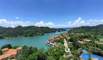 【酒店套餐】河源万绿湖美思威尔顿酒店，尊享主楼客房+双人早餐+畅游室内外泳池+汤泉+免费漫步环湖绿道+可选晚餐