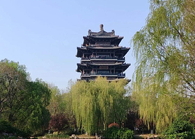 趵突泉景区+济南五龙潭公园+黑虎泉+解放阁+大明湖景区+千佛山一日游【纯玩行程/含午餐】