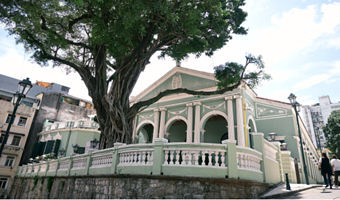 秘境葡香，澳门老城+旅游塔半日漫步，美食CityWalk，澳门世遗小巷，随手拍出电影感大片，多个套餐可选