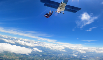 延安黄帝陵一日游【高空跳伞/俯瞰黄帝陵/专业教练一带一高空观光跳伞】