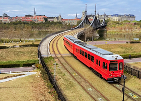 【私家团+佛山上门接送】威远炮台+东莞松山湖+南社明清古村落+鸦片战争博物馆+外观欧洲小镇1天游<东莞3线>