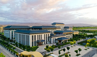 [酒店套餐]住五钻公航旅嘉峪明珠酒店1-2晚+双人早餐+可加订双人嘉峪关关城含观光车或方特欢乐世界等多门票可定