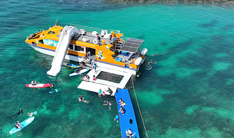 陵水黎族自治县分界洲岛一日游【【分界洲岛户外买一送一丨含门船票+玻璃船航拍+珊瑚礁浮潜+海上滑梯+海上泳池】】