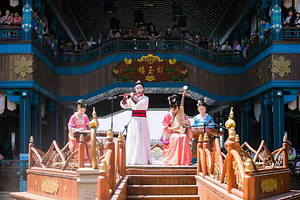 【一秒穿越大唐盛世】南通隐居龙湾温泉酒店（启唐城店）2天1晚+双人早餐+双人2日启唐城沉浸乐园门票+可选私汤房