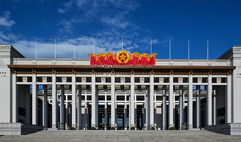 北京故宫博物院+中国国家博物馆一日游【可选升旗仪式+故宫精讲3小时配耳麦+可选国博自行入馆+可选五环内接】