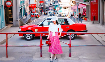 香港维多利亚港+太平山顶+天星小轮+中环街市+香港电车叮叮车+庙街夜市一日游【20人甄选小团】