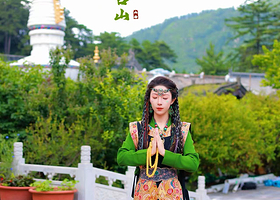 太原五台山+菩萨顶+五爷庙+黛螺顶+佛母洞+大白塔三日游