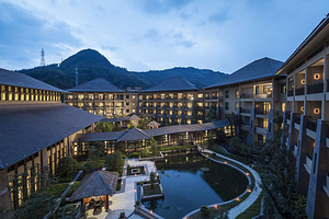 【湍口众安氡温泉】官方酒店★杭州临安湍口众安氡温泉度假酒店1晚含早★温泉畅泡+免费接驳+迷你吧+网红鸟巢拍照