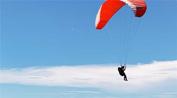 汕头南澳岛海马湾滑翔伞体验【教练一带一飞行体验】