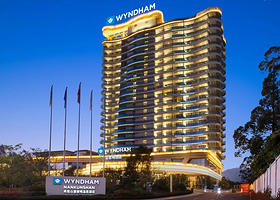 【房内私汤泡池★天然珍稀温泉】五钻龙门南昆山温德姆温泉酒店1晚+双早+依云四季温泉中心票/近南昆山国家森林公园