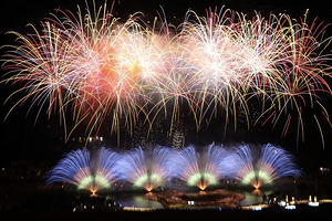 浏阳烟花秀一日游，户外营地【超绝视角，往返车位，多种选择】