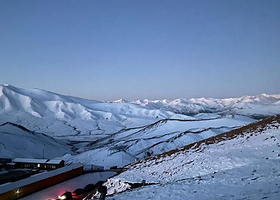 岗什卡七彩冰瀑布+祁连山·岗什卡雪峰景区一日游