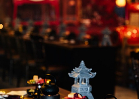 佛山探秀（岭南盛宴）【沉浸式盛宴穿越岭南百年！一边享用精致晚宴，一边欣赏2小时沉浸式大戏】