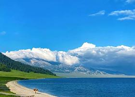 赛里木湖+果子沟大桥四日游【单动单卧】