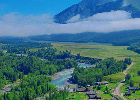 天山天池+喀纳斯景区+禾木风景区+火焰山景区+葡萄沟+坎儿井乐园七日游【接送站服务/6人小团】