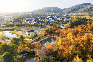 【458通兑赏枫套餐】苏州天平山双人门票+苏州周边四钻酒店3选1