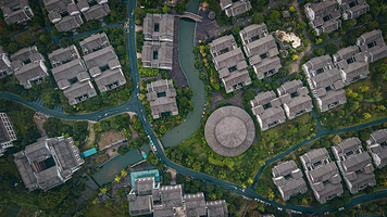 【观音堂滑雪场】雪票+四钻★安吉大年初一度假村+入住期间酒店观光车+儿童乐园+鹤书吧阅读体验+乒乓球/台球体验