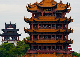 武汉黄鹤楼+武汉大学+湖北省博物馆+东湖听涛景区+江汉关大楼二日游【更自由】