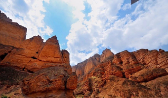 白银黄河石林国家地质公园+饮马沟大峡谷一日游