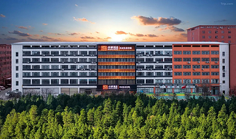 【美颜中式风格】只有河南·戏剧幻城双人2日3主剧门票+仟那酒店（郑州方特商都路店）|24年开业+景点往返接驳