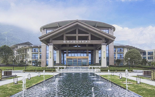 2人【靖安3h滑雪+温泉】修河温泉酒店主楼住宿+早餐