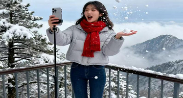 一日游【南昌巴士一日游去五老峰秀峰三叠泉含门票索道.中餐，鄱阳湖白鹿洞】
