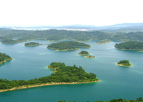 杭州千岛湖中心湖区梅峰岛一日游  门票船票全含 主城上门接