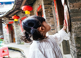 福建土楼(南靖)景区+云水谣古镇+怀远楼+和贵楼+土楼之光文化园一日游【可选6-8人小团+登楼|云水谣专线】