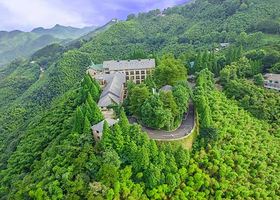 【大促不加价】莫干山风景名胜区（双人/三人套票可开车上山）+莫干山庄1晚/2晚含早，享多种入住赠礼