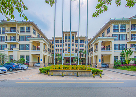 【酒店套餐】广州东方夏湾拿酒店住宿1晚 2大1小无限次汤泉+1小时单车