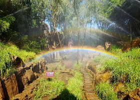 雪山彩虹谷旅游区+彩虹小镇+天谷·天然地下画廊一日游【济宁出发】