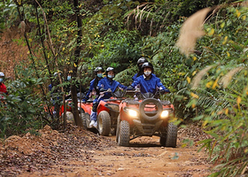 广州白云区山点水越野俱乐部/越野车驾驶体验/真实丛林赛道