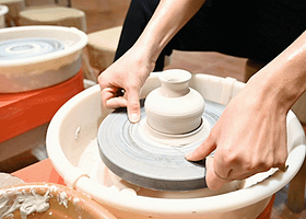 景德镇中国陶瓷博物馆+景德镇雕塑瓷厂明青园+景德镇御窑博物馆+景德镇皇窑陶瓷文化旅游区一日游【婺源接送•纯玩】