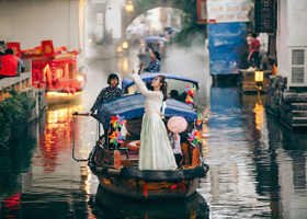 苏州周庄一日游【精选/画舫游船/每日三班/只此周庄/可升级摇橹船/自主发班/品质保障/真纯玩】