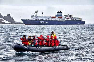  中国国旅><亚特兰蒂游轮-南极 巴西 智利 秘鲁 阿根廷 乌拉圭5国