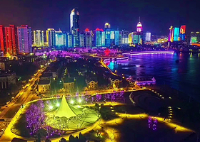 青岛奥帆中心+八大关+青岛天主教堂+青岛海上观光一日游【严选私家团·超晚出发·潮玩青岛·高空+海上观光】