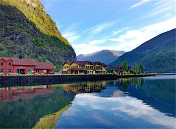 北欧芬兰挪威瑞典芬兰松恩峡湾10天游|豪华游轮过夜 海鲜自助餐&峡湾