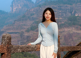 毛泽东同志故居+刘少奇同志纪念馆一日游【20人小团滴水洞可选+含韶山环保车+赠主席像章+纯玩无购物】