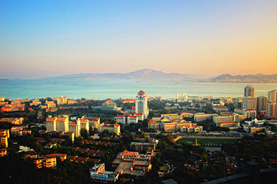 厦门占中国GDP_中国地图厦门位置图片(2)